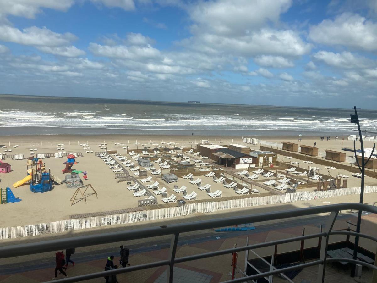 Appartment Blankenberge With Front Sea View Exterior photo